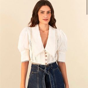 NWT off white cropped Farm Rio blouse